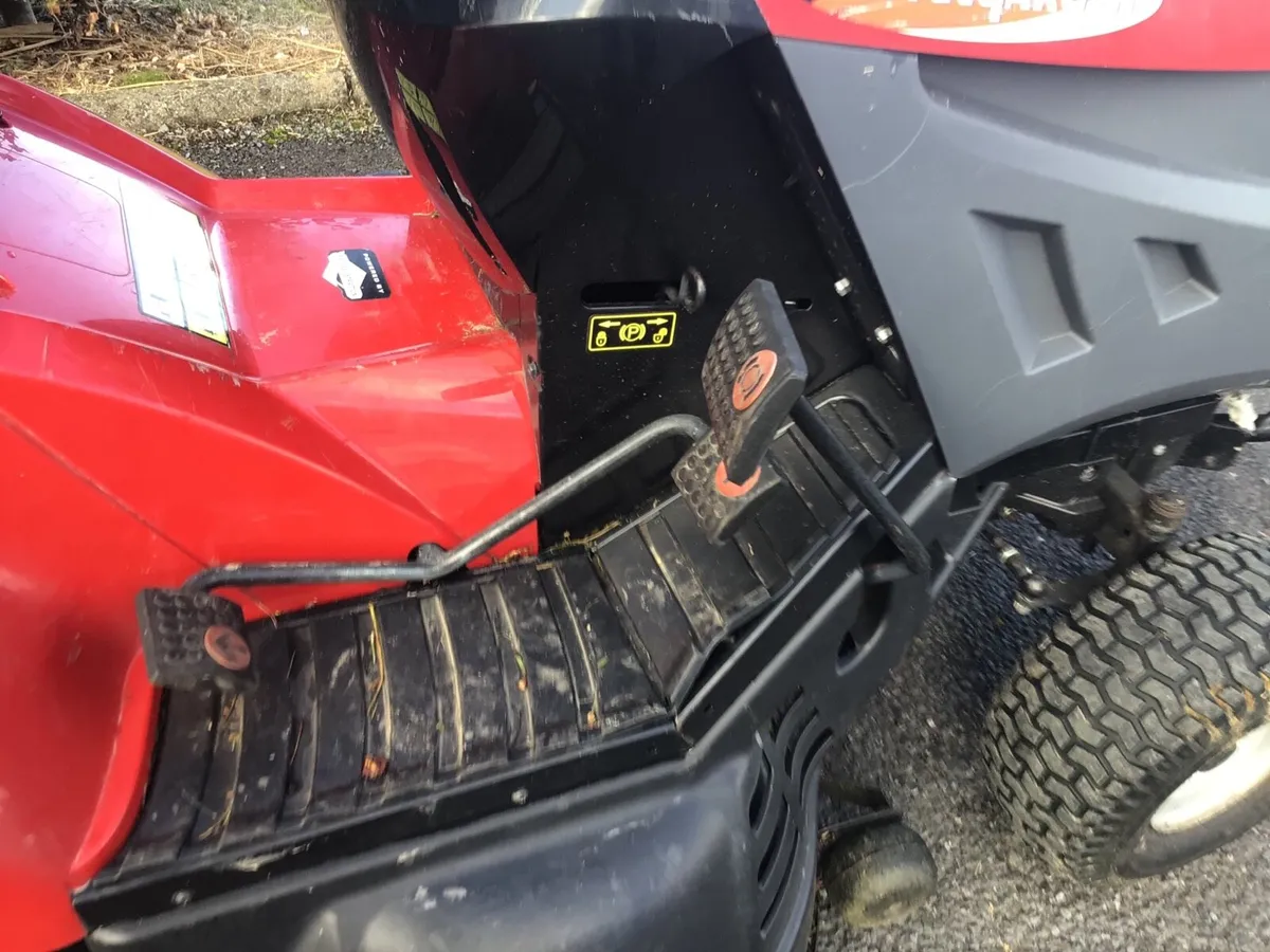 Castlegarden 16/5HP hydro ride on lawnmower - Image 2