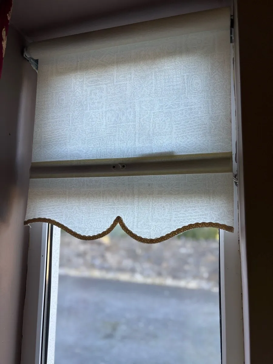 Living room Blinds - Image 1