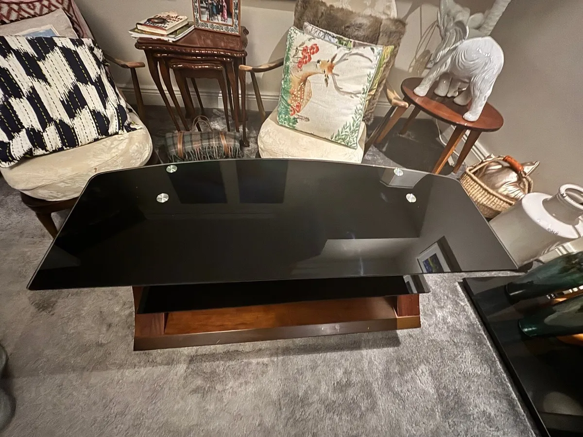 TV stand - Image 4