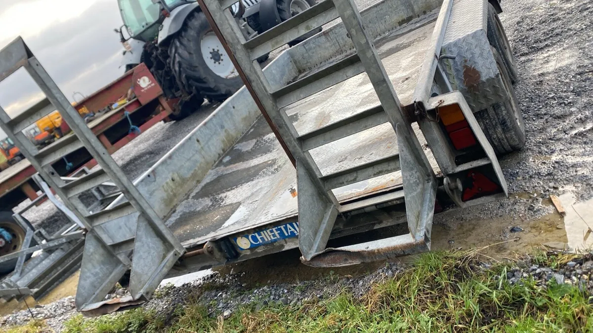 Chieftain 10x5ft6” plant trailer - Image 2