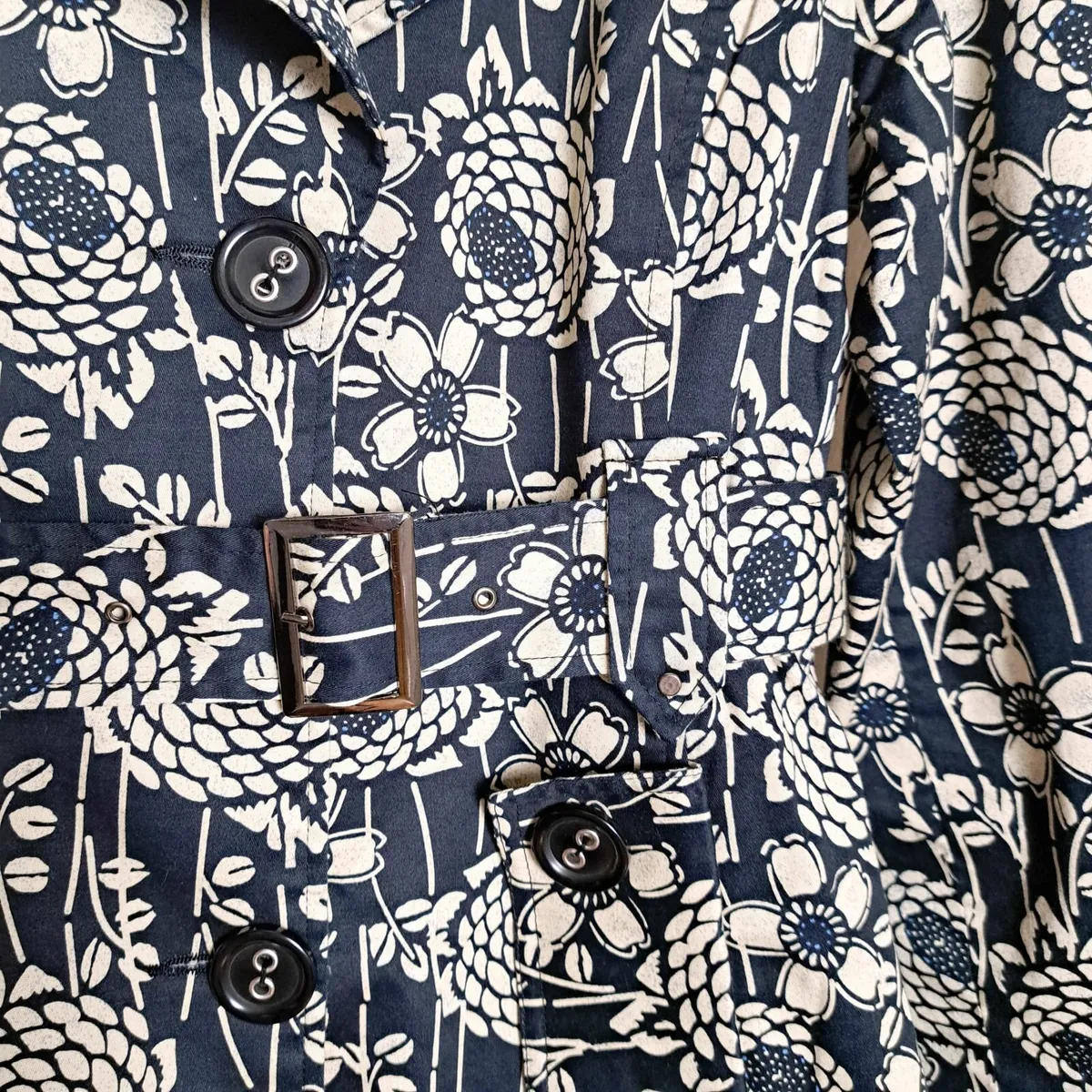 Givenchy Navy White Floral Trench Coat Silk 10UK - Image 4