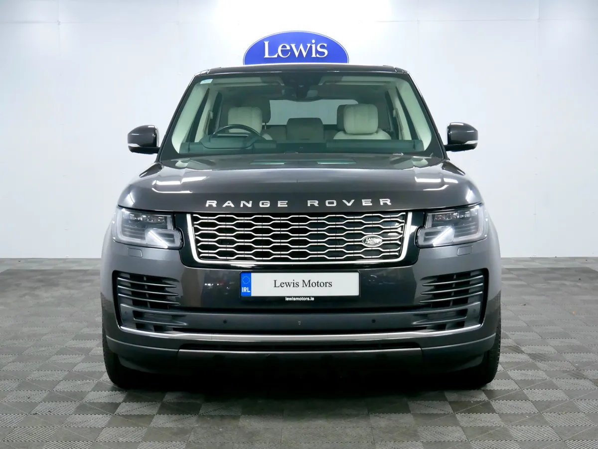 2021 Range Rover Vogue P400e PHEV - Image 3