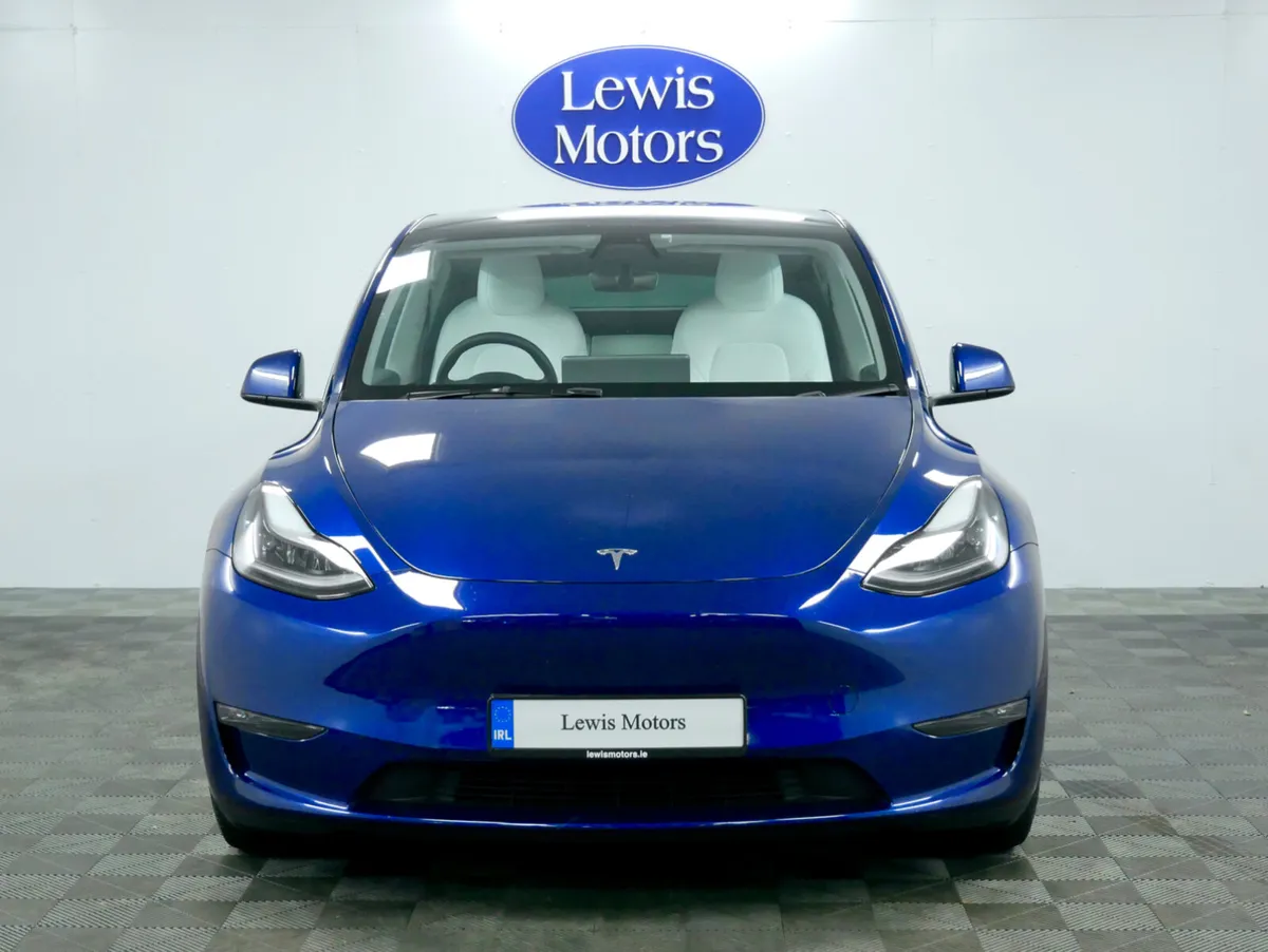 2023 Tesla Model Y Dual Motor Performance - Image 3