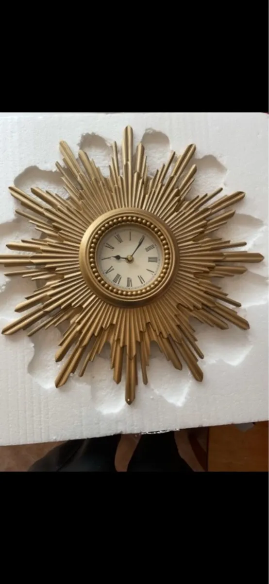 Sunburst Gold Clock - Image 2