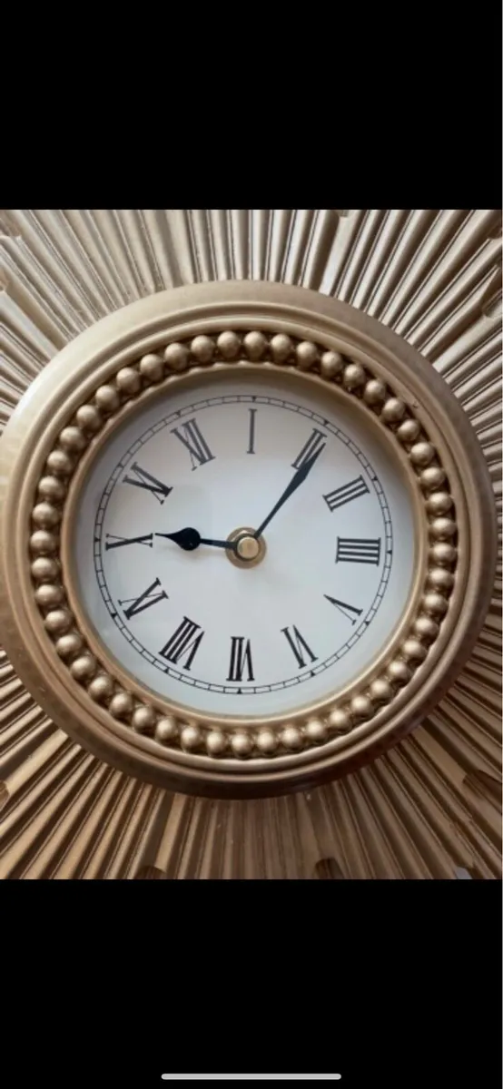 Sunburst Gold Clock - Image 3