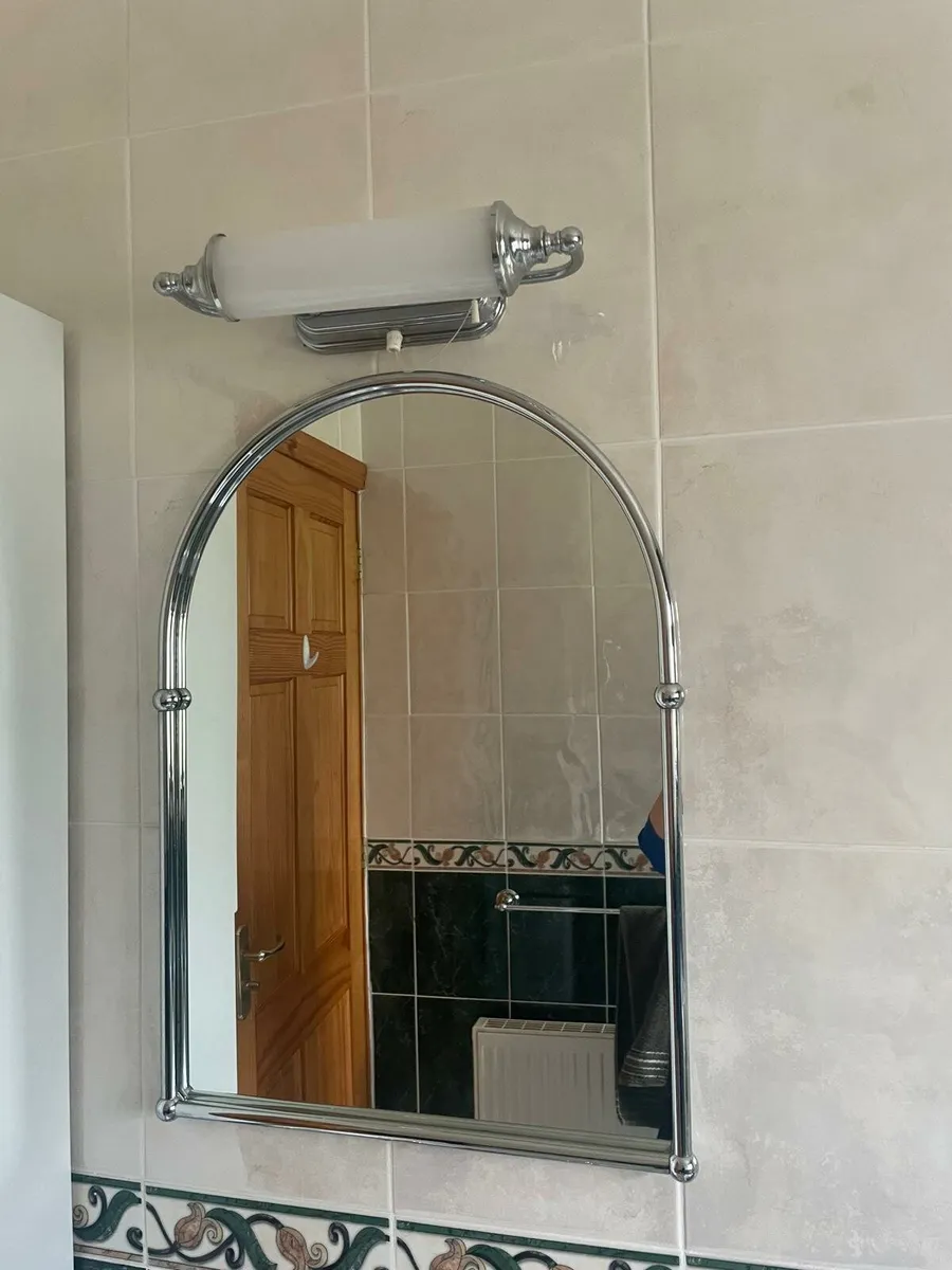 Bathroom furniture - Image 2