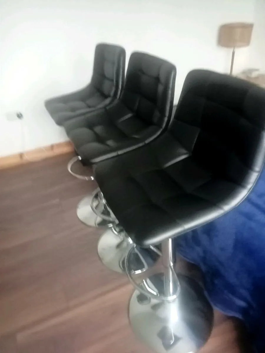 Bar stools - Image 2