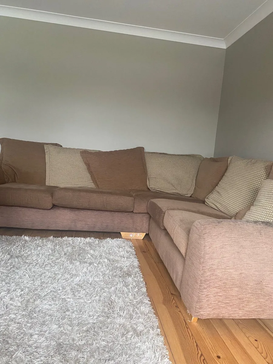Sofa - Image 4