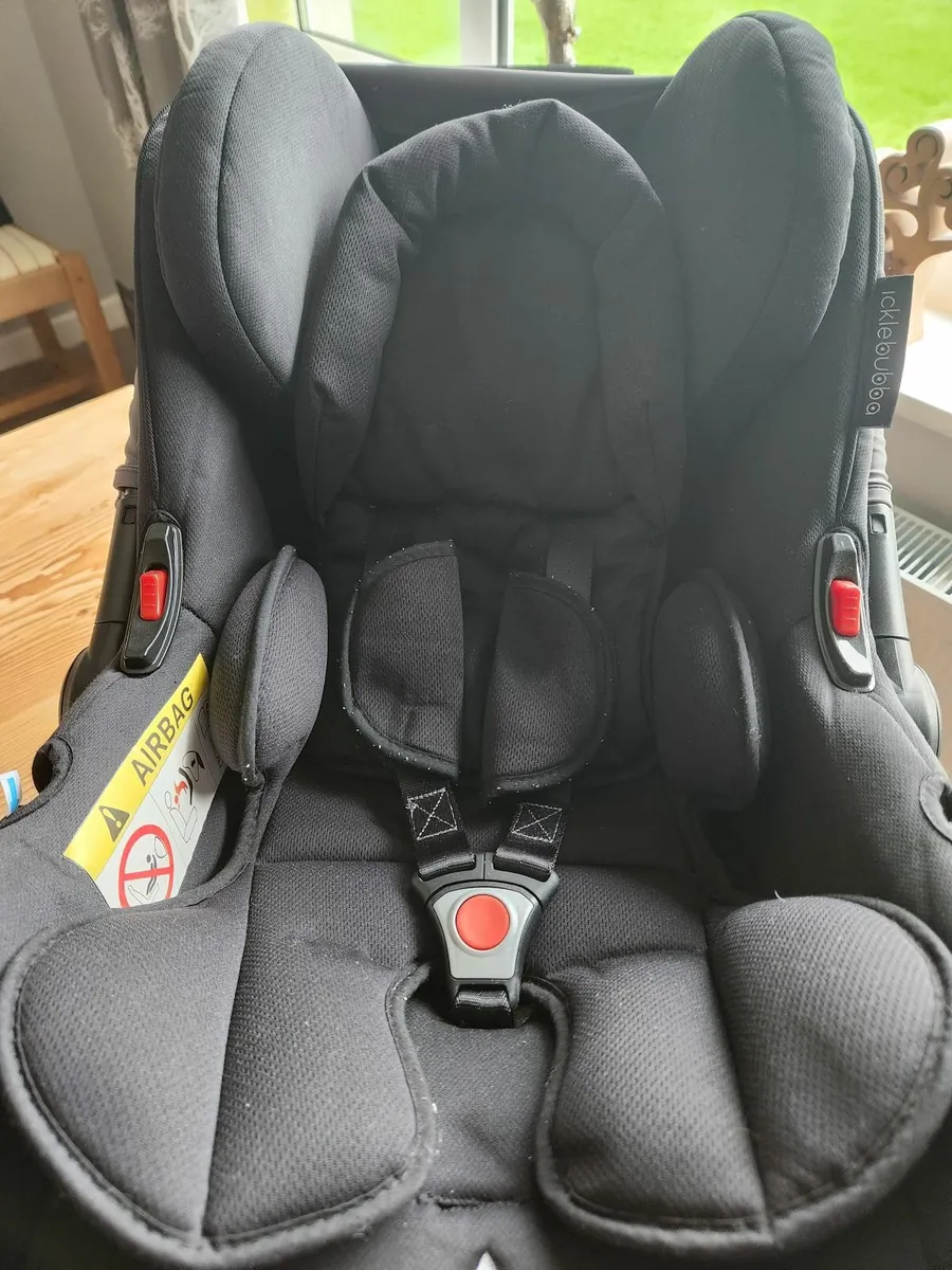 Icklebubba Infant car seat with Isofix base - Image 3