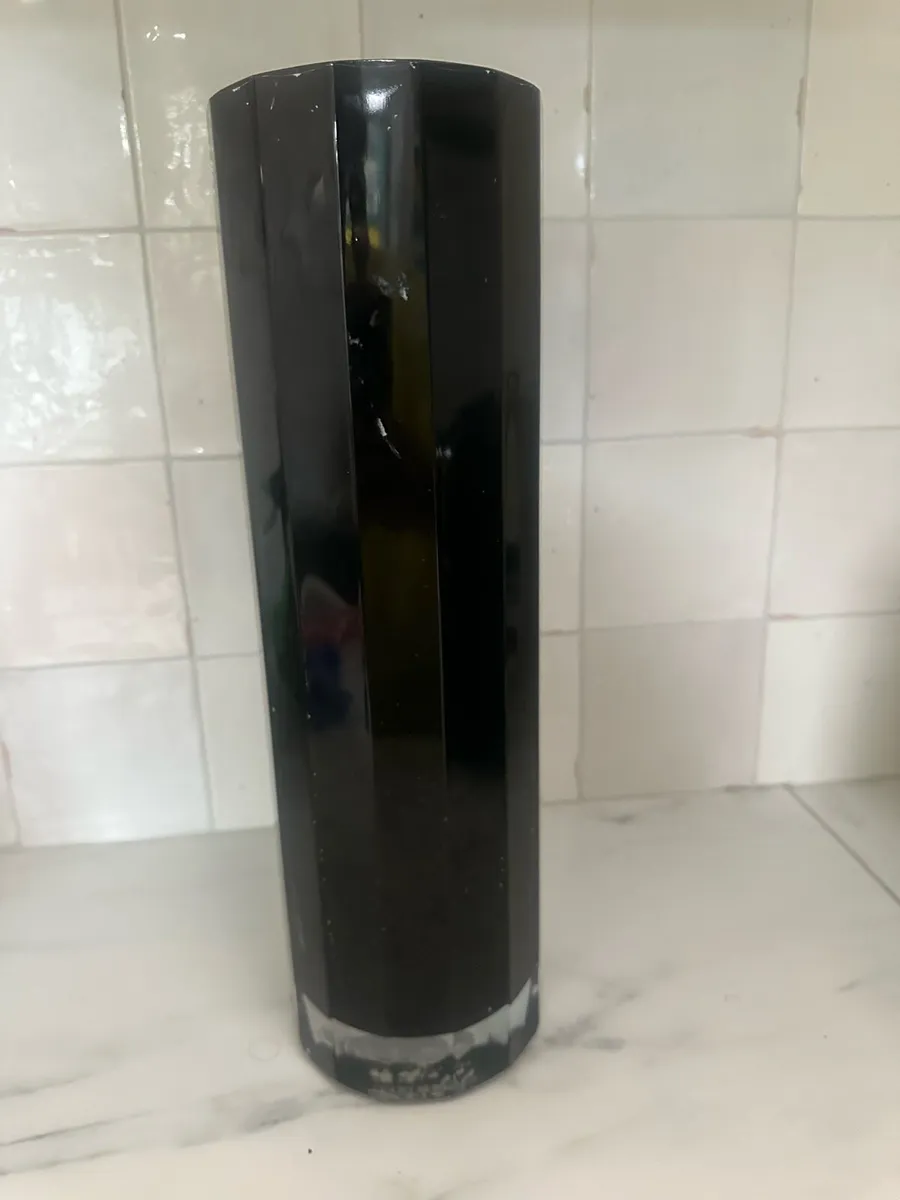 Vase - Image 1