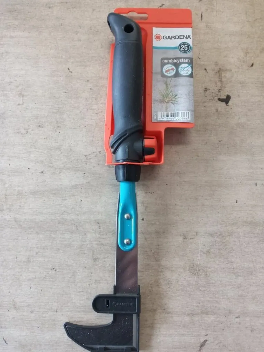 Gardena weed scrapper - Image 1