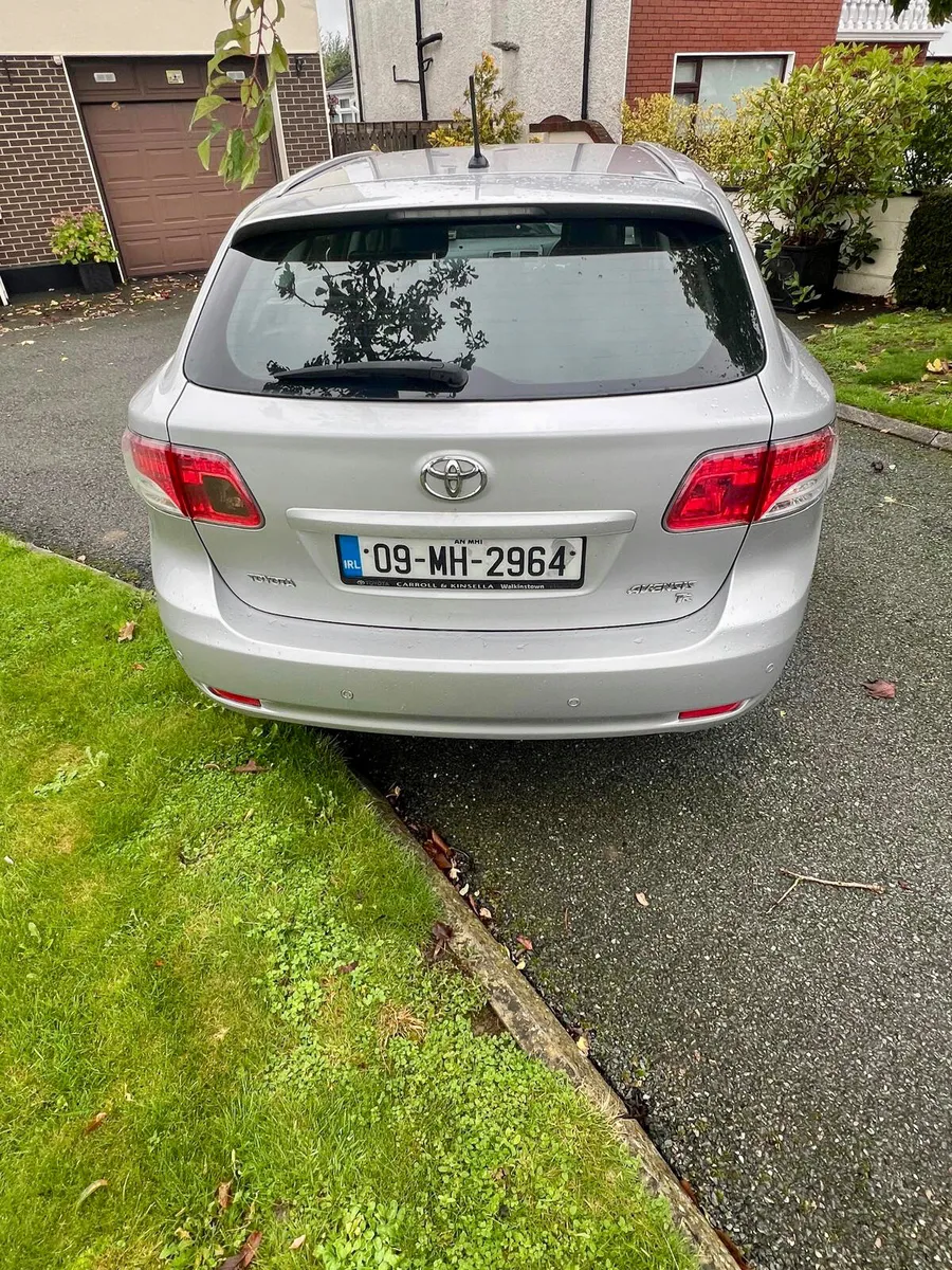 Toyota Avensis estate 2009 new nct tax 3/26 - Image 4