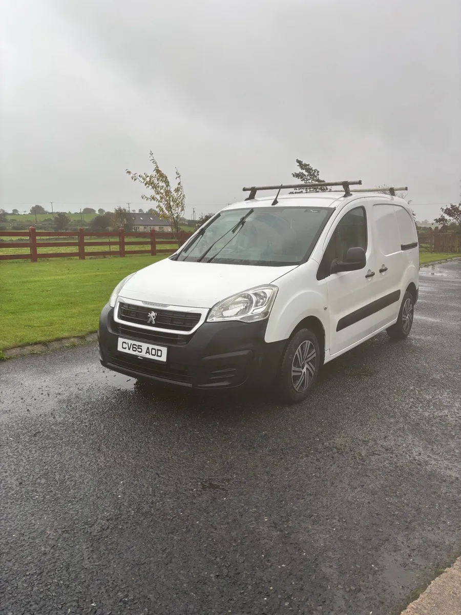 2015 Peugeot partner 200vrt (berlingo) - Image 1
