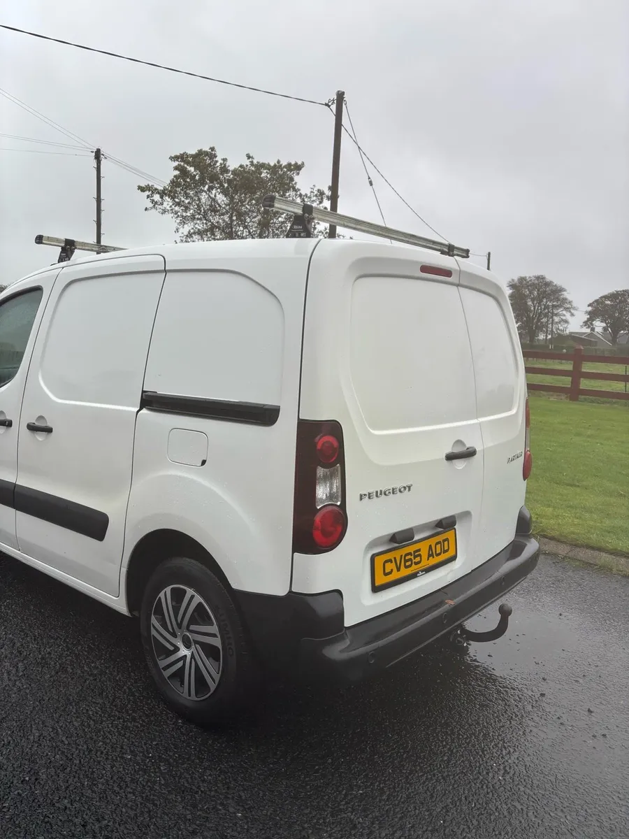 2015 Peugeot partner 200vrt (berlingo) - Image 4
