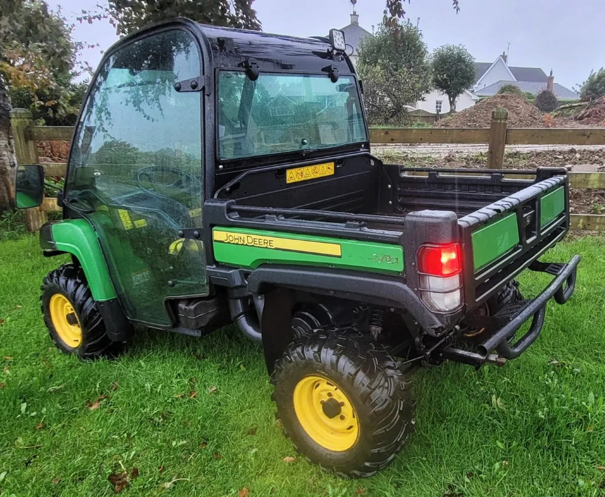 2017 John Deere 855D Low Hours Very Tidy Full Cab - Image 4