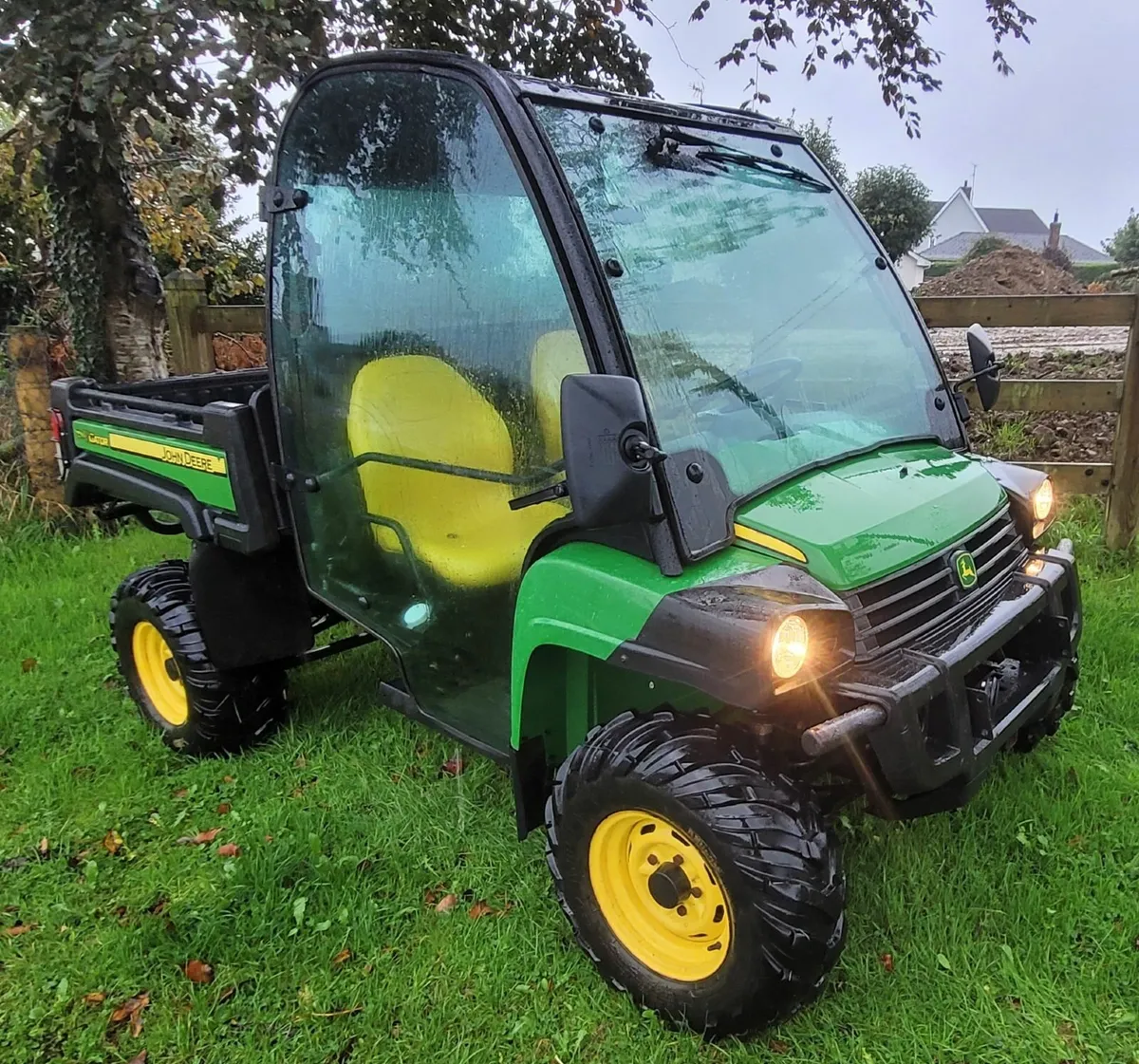 2017 John Deere 855D Low Hours Very Tidy Full Cab - Image 1