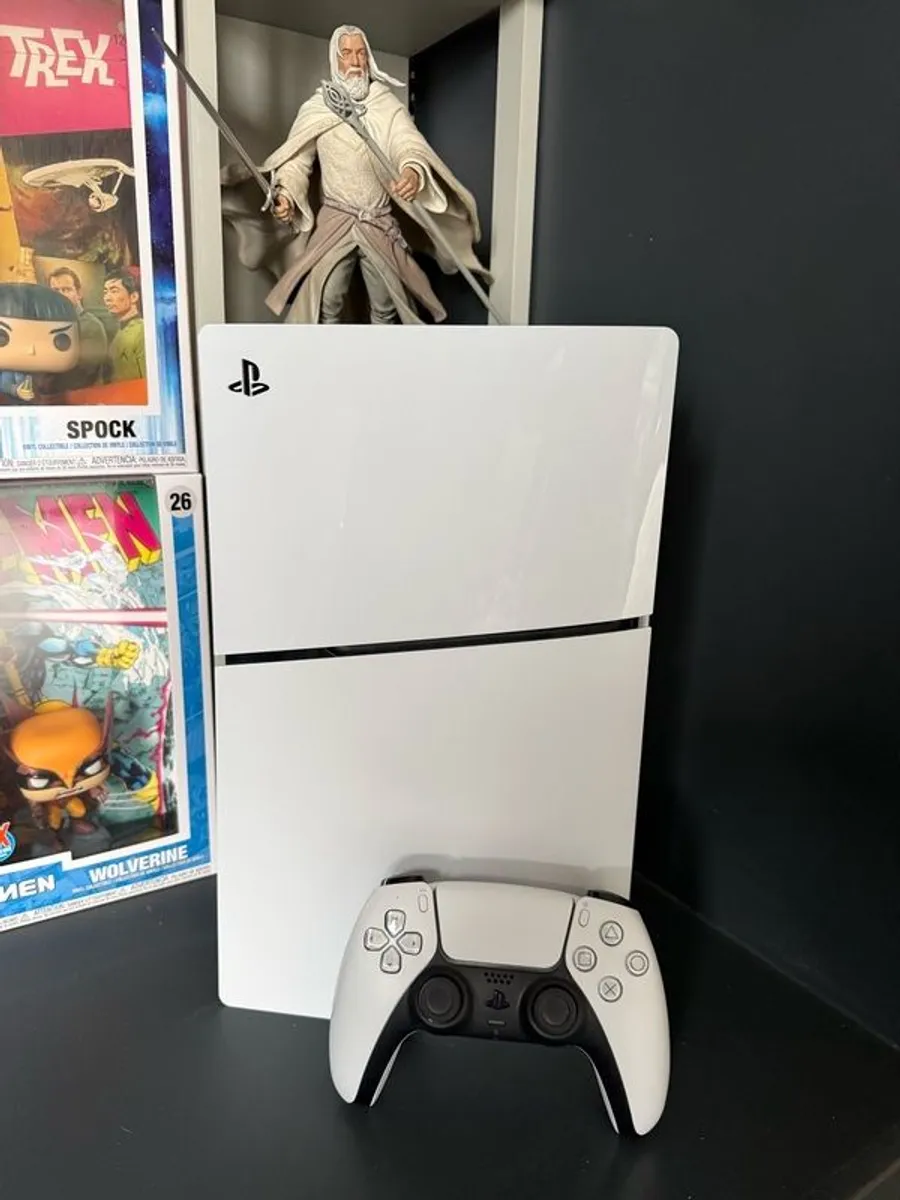PS5 Slim Disk Version - Image 1