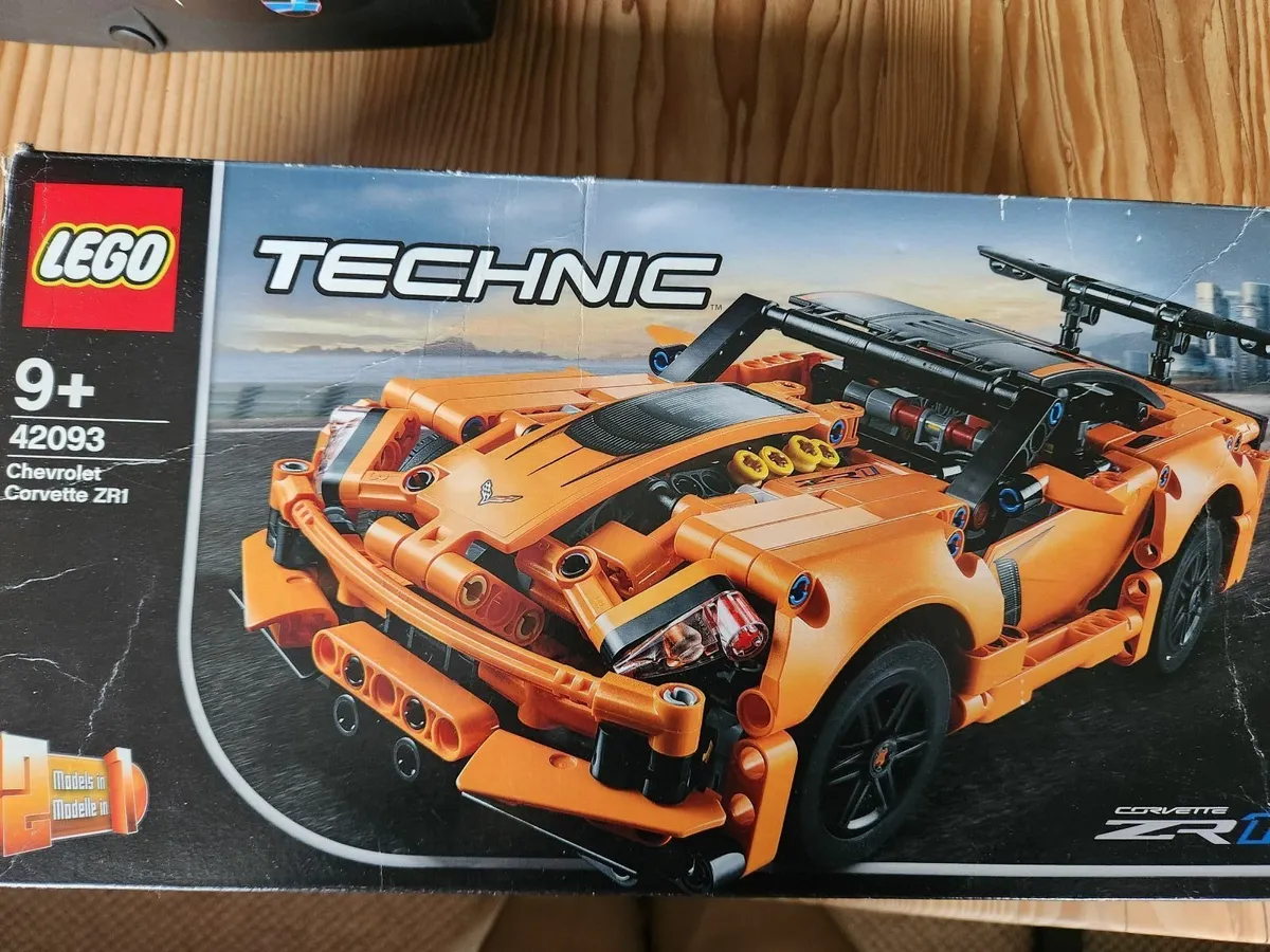 Lego Corvette  ZR1 42093 - Image 1