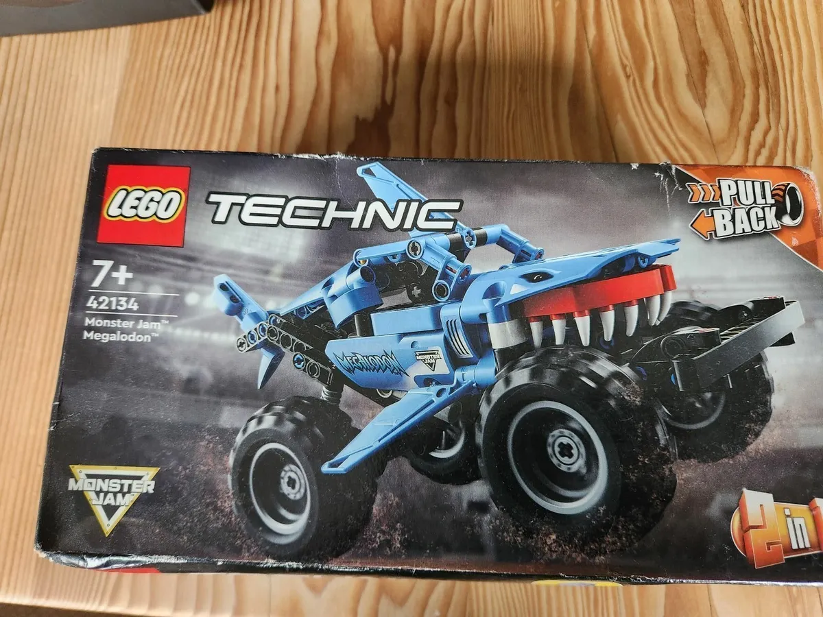 New Lego Technic Monster Megalodon kit - Image 1