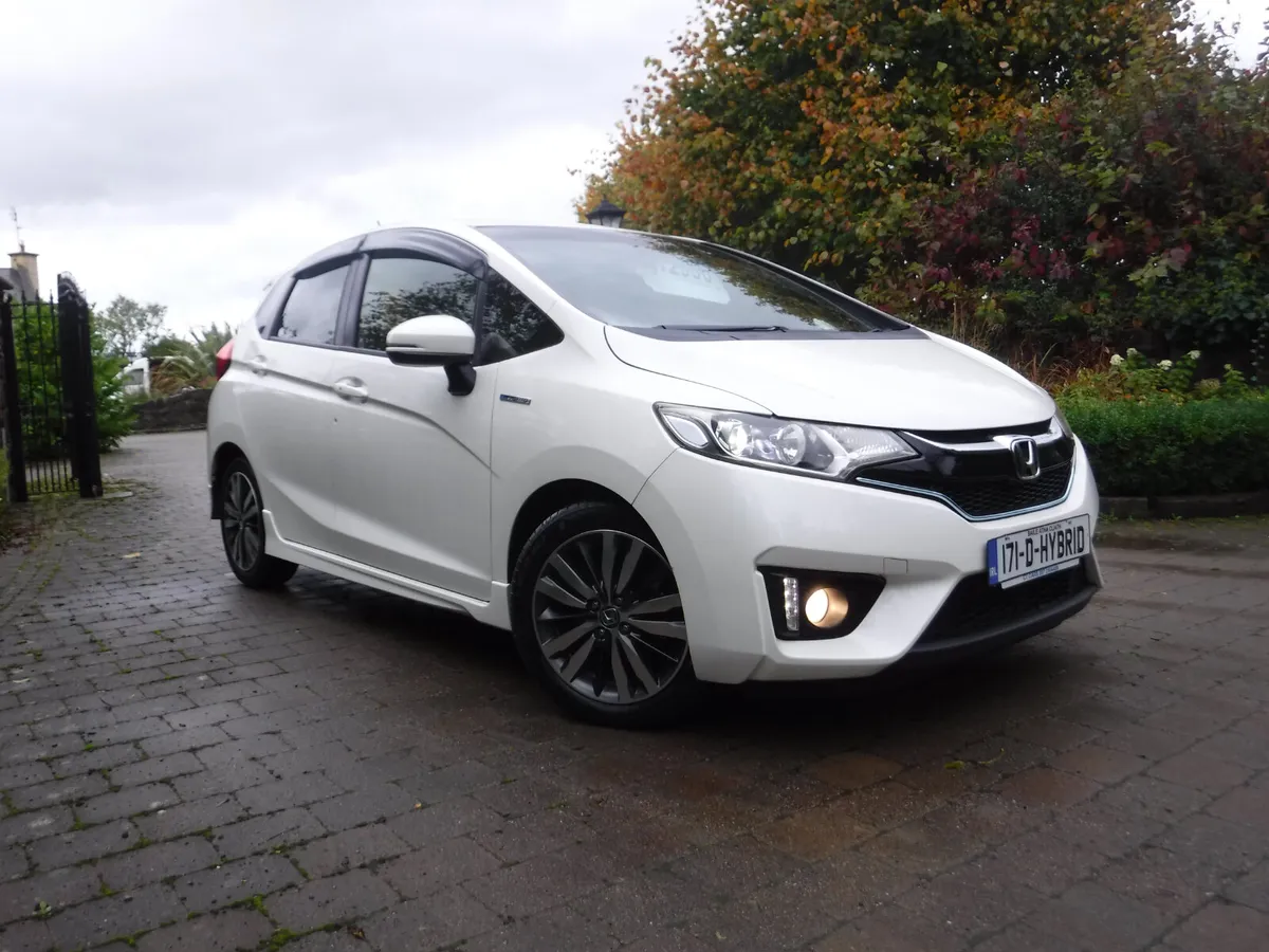 HONDA FIT 1.5 AUTO HYBRID SPORTS ANDROID+CARPLAY - Image 1