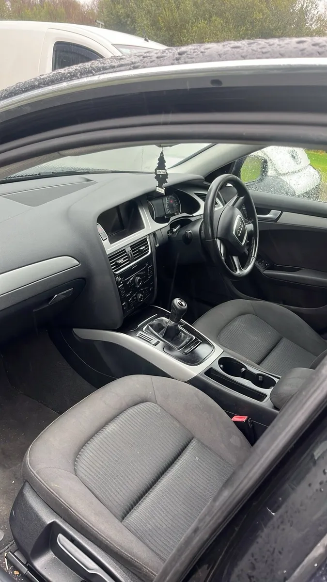 Audi a4 - Image 2