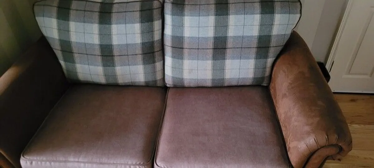 Two Seater Couch - Image 1