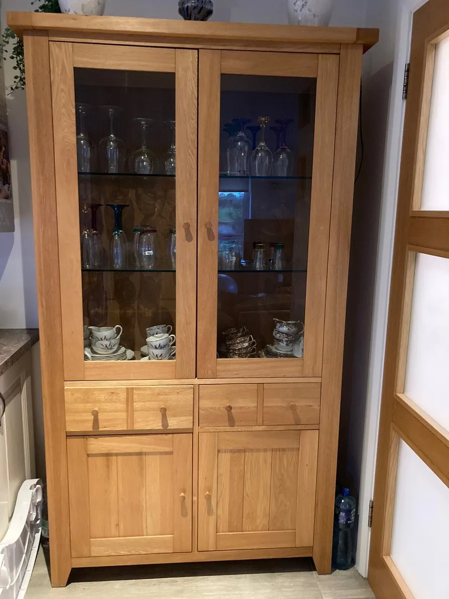 Cabinet - Image 3
