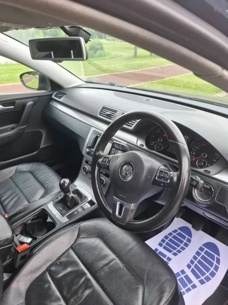 Volkswagen Passat 2014 - Image 4