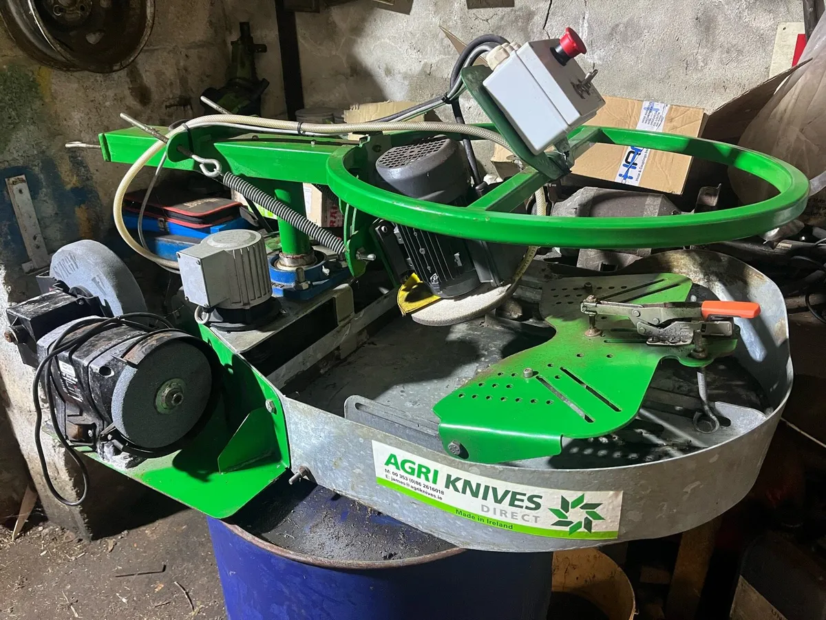 Knife sharpener - Image 1