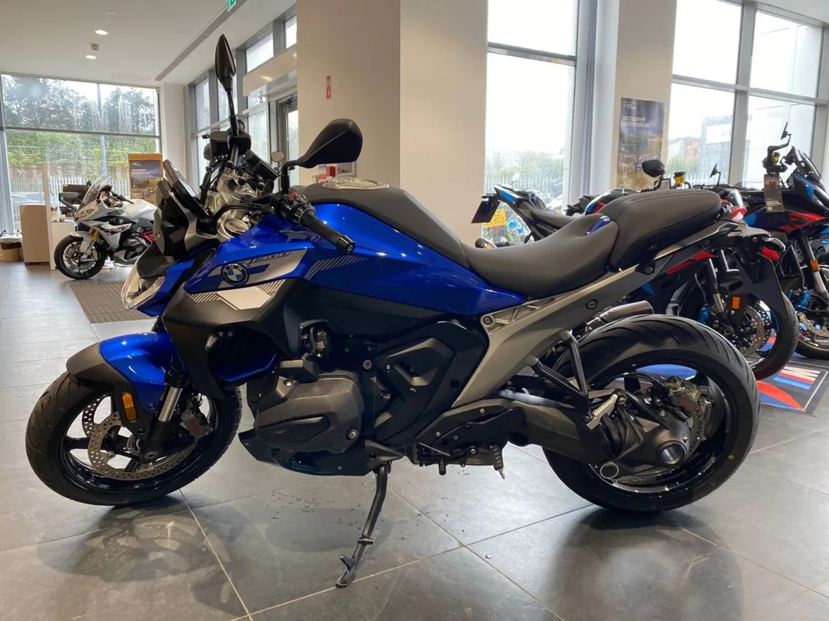 2025 BMW R1300R SE 'ASA' - loaded with spec! - Image 2