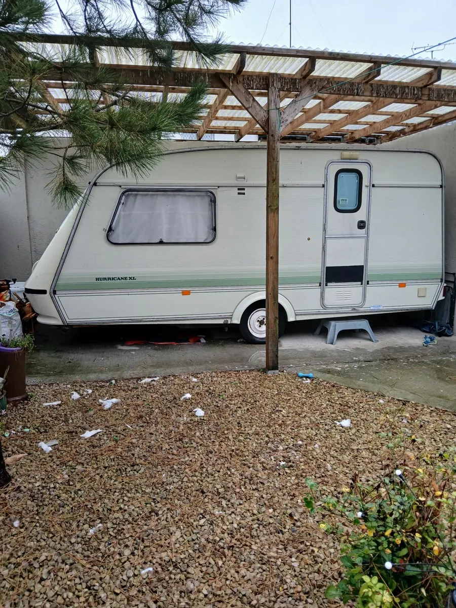 caravan - Image 1