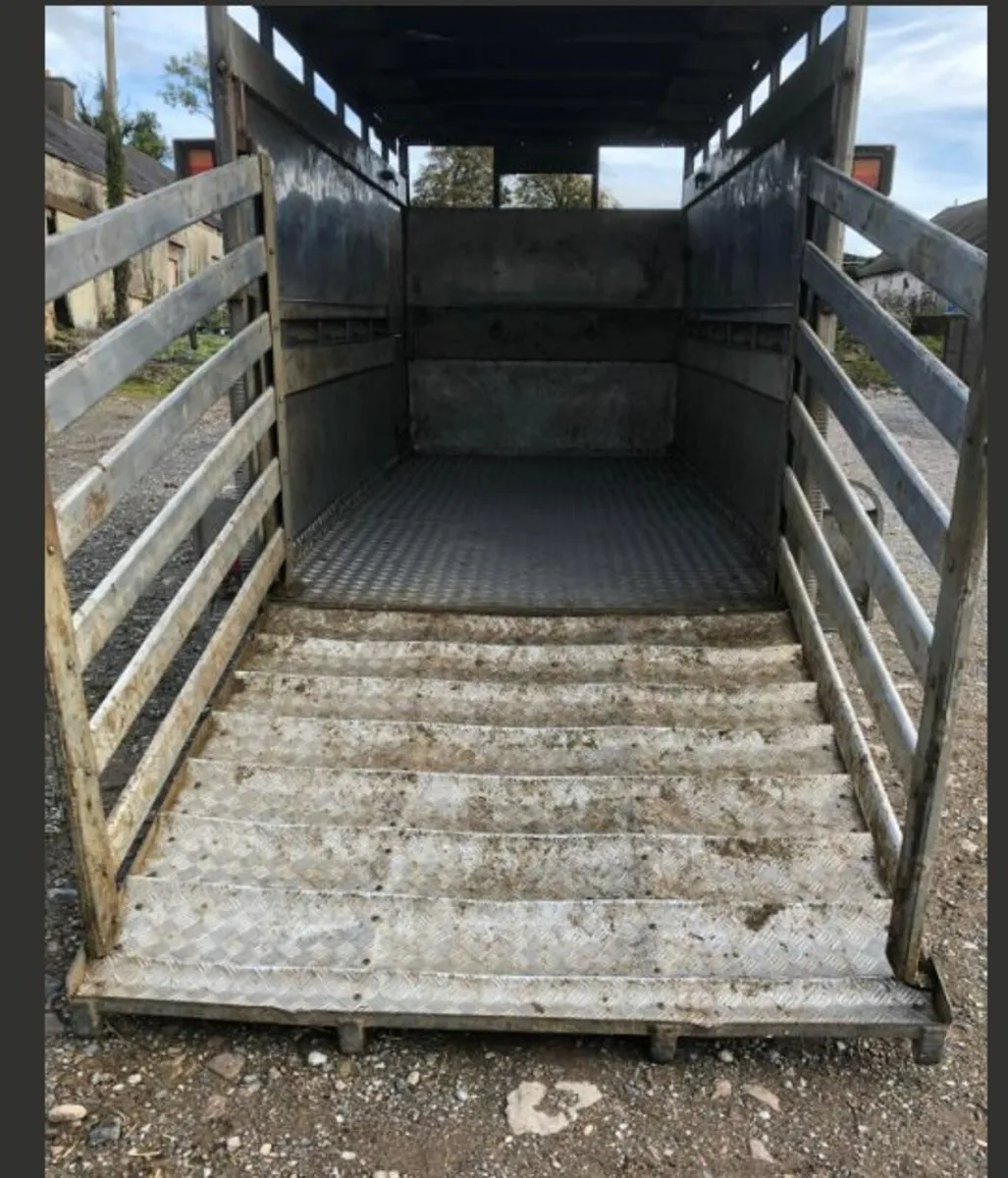 bateson livestock trailer - Image 3