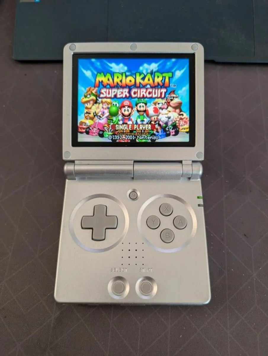 Anbernic RG35XX SP +4000 games SNES, PS1 etc - Image 3