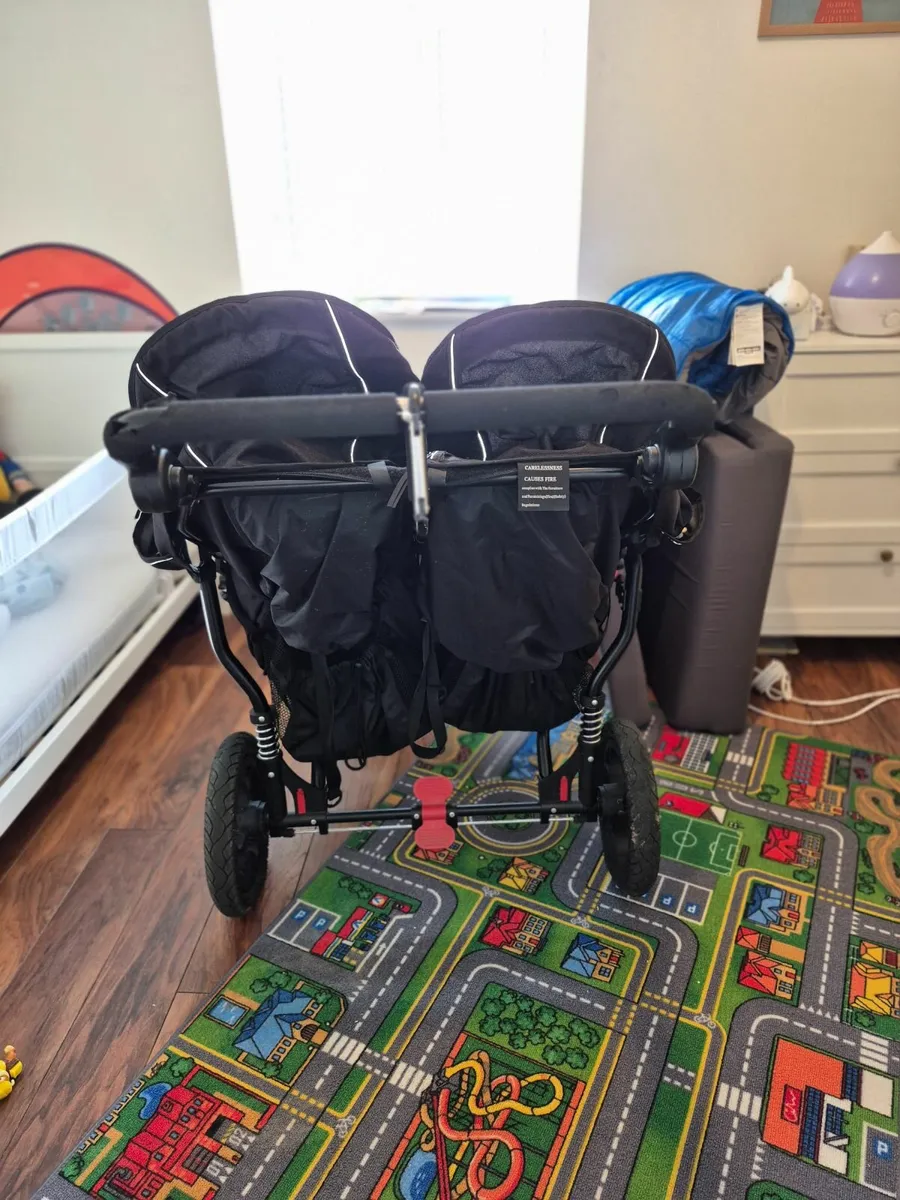 Outnabout Stroller for two - Image 2