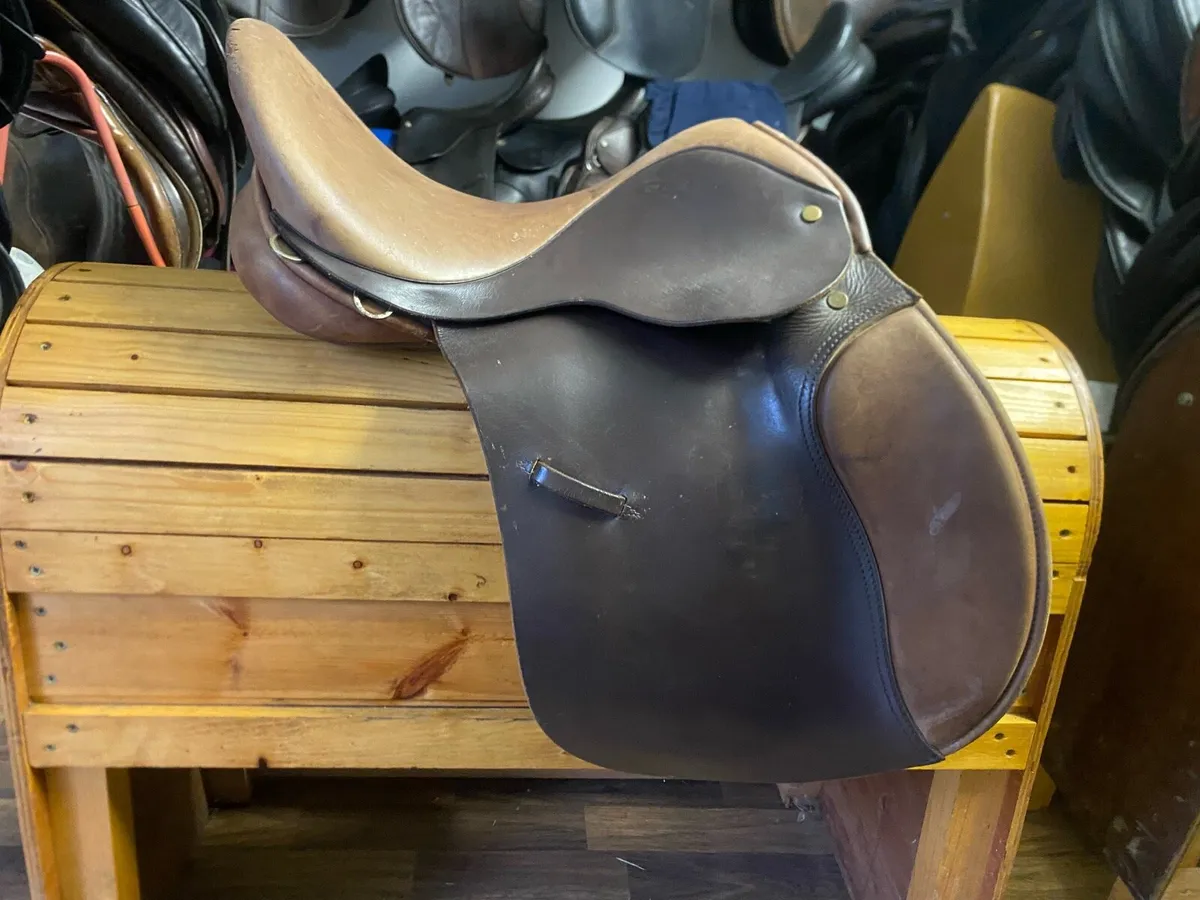 Ideal wide cob 16” Leather saddle - Image 4
