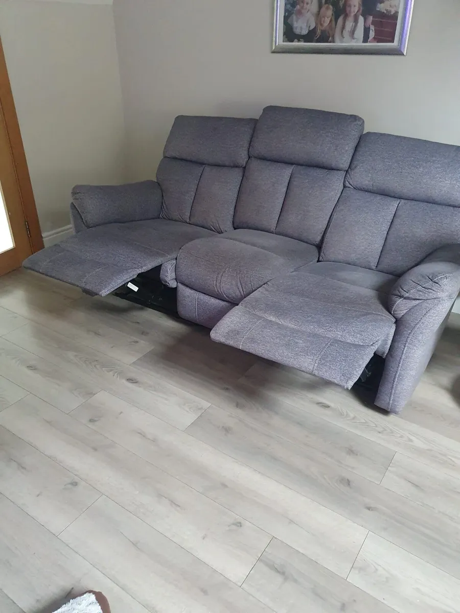 Couch - Image 2