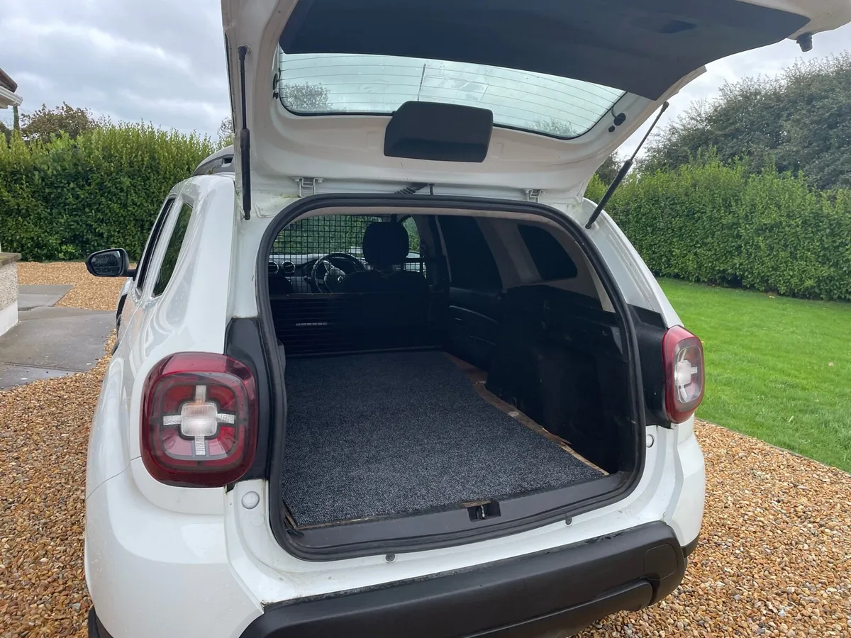 Dacia Duster 2019 Suv Comm Van - Image 2
