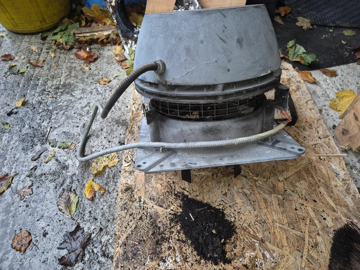 Eletric chimney fan cowl - Image 3