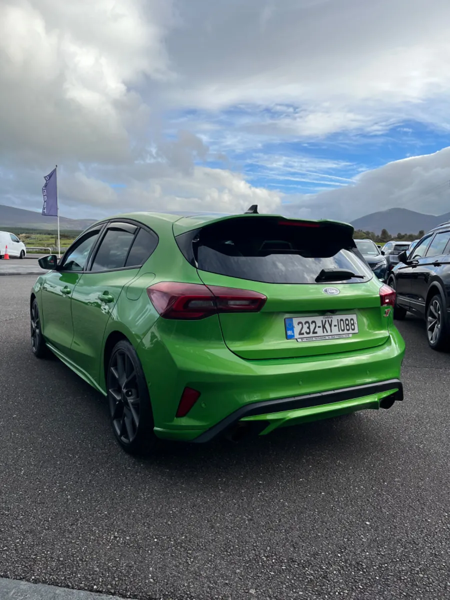 Ford Focus 2023 - Image 4