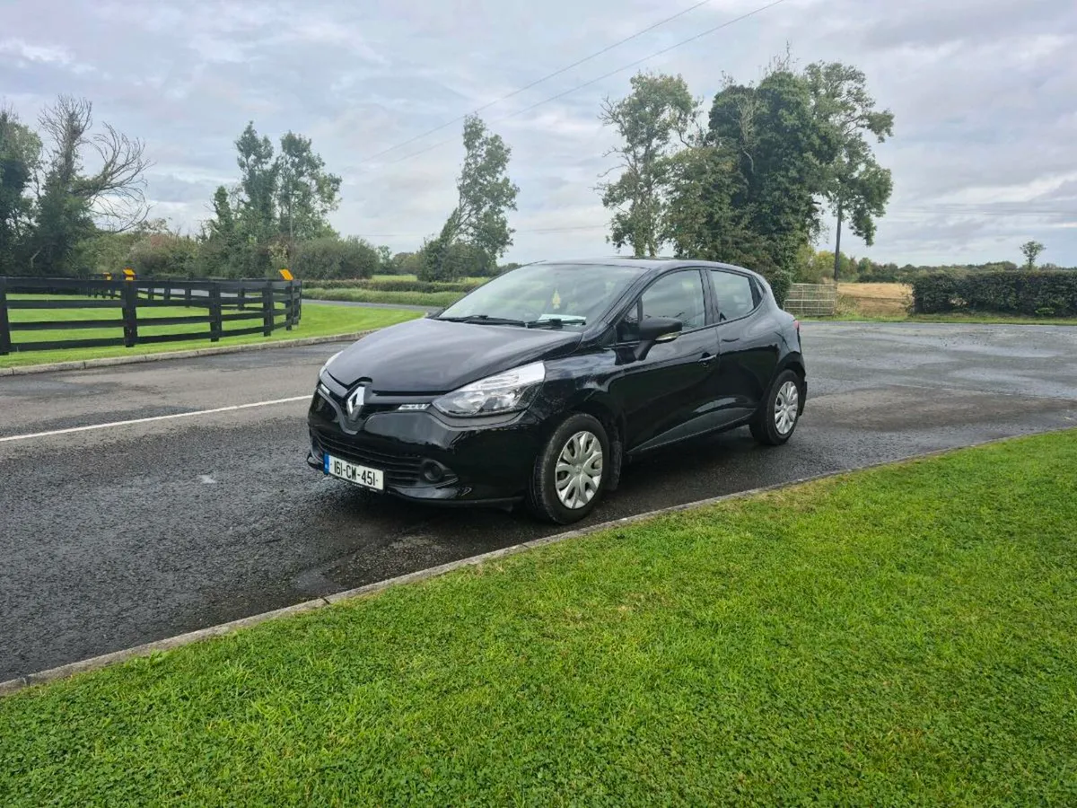 Renault Clio 2016 Low Milage - Image 2
