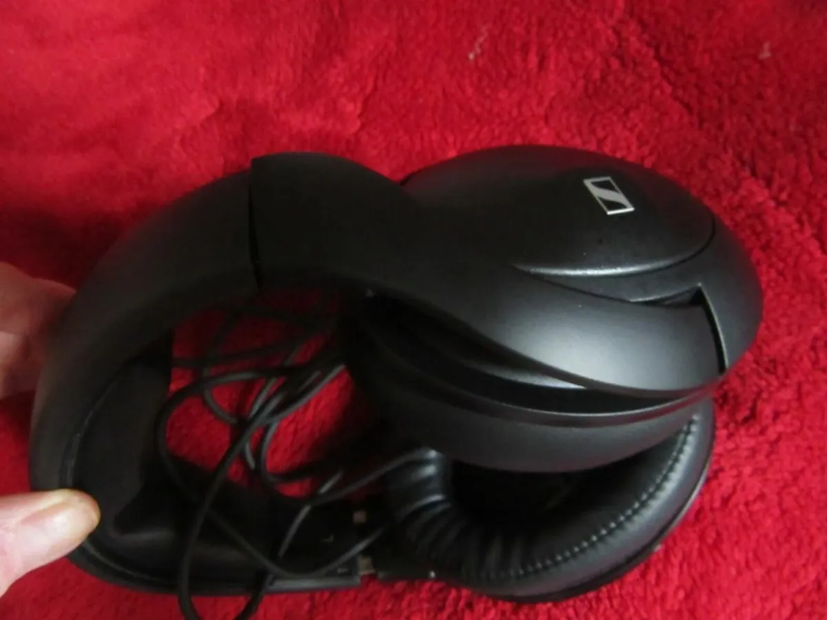 Sennheiser HD 620S Closed-back Headphones - Image 4
