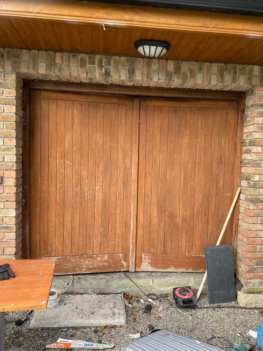 Solid teak doors - Image 1