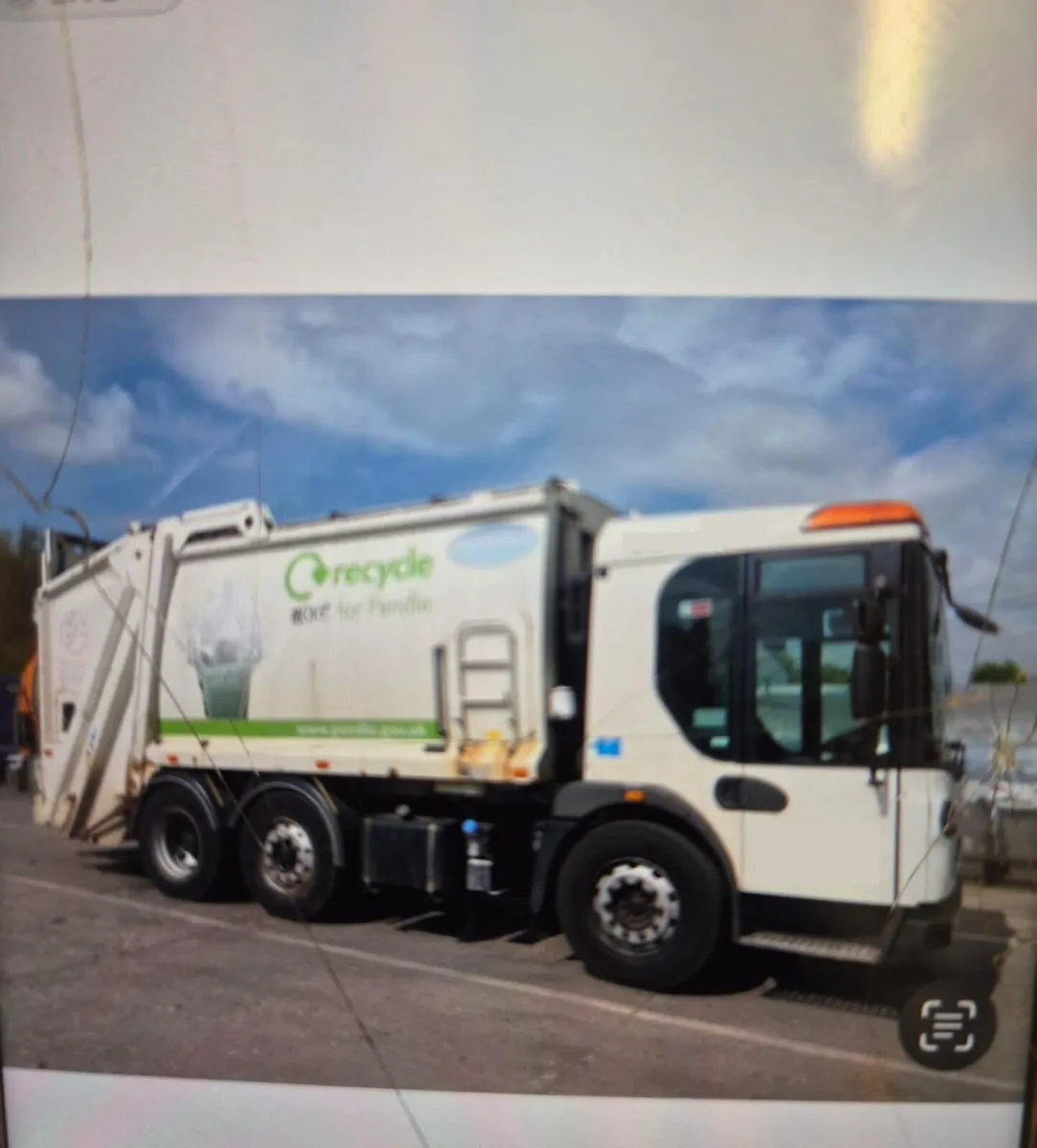 Dennis bin truck  2010 - Image 2