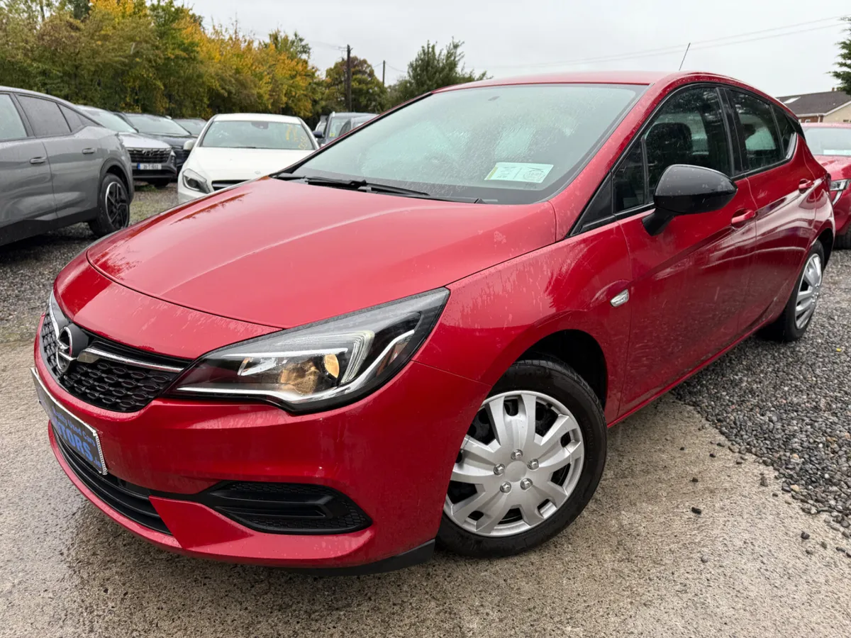 2021 Opel Astra  1.5 SC - Image 2