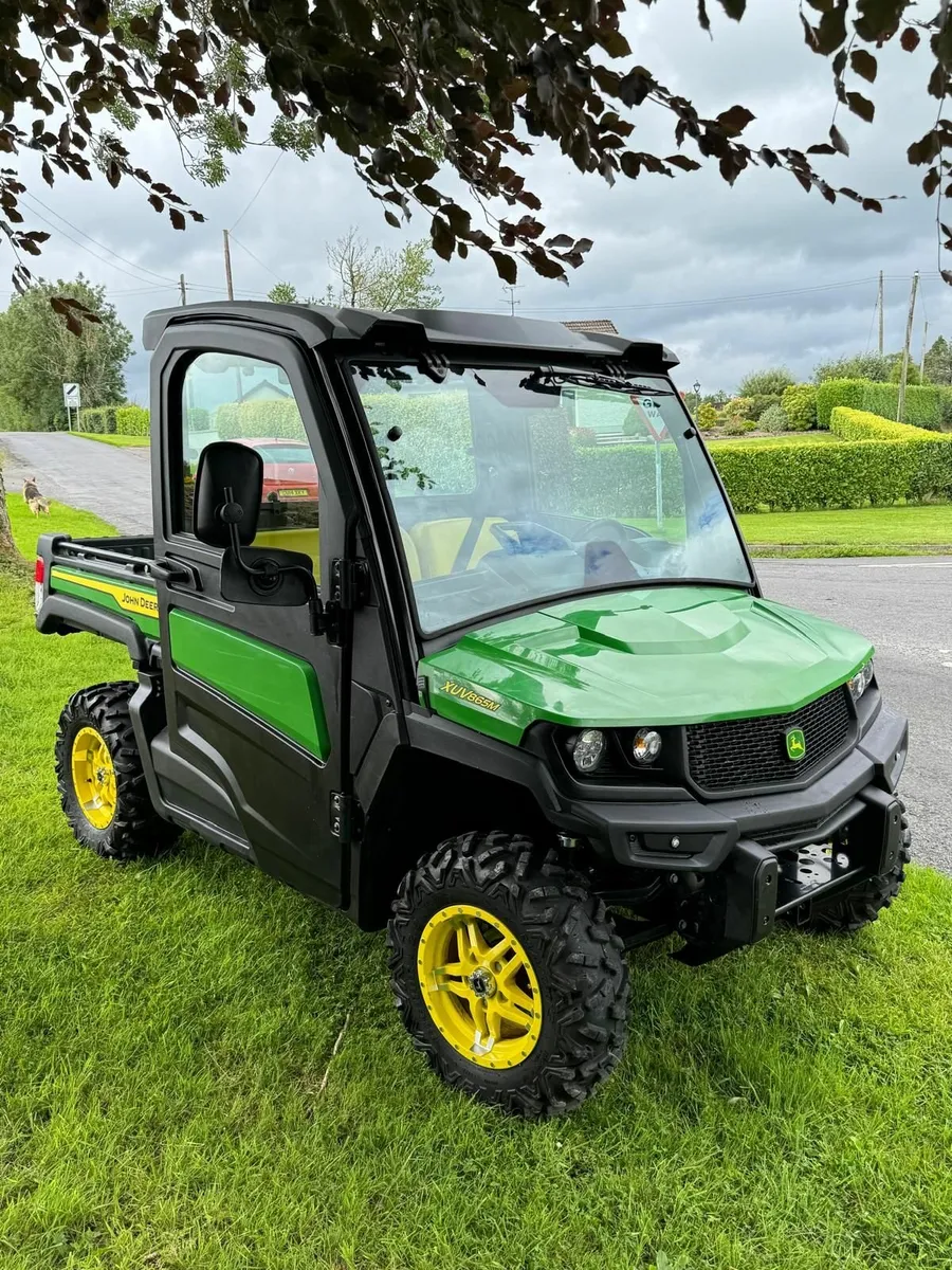 💨2024 John Deere 865M Only 120 Hours As New💨 - Image 1