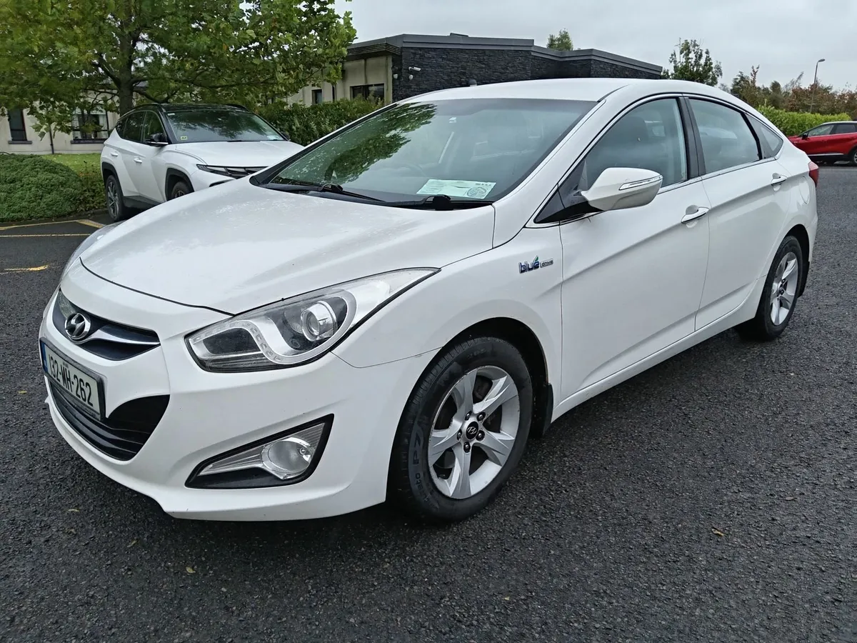 132 HYUNDAI I40 DIESEL NEW NCT 11/26!! - Image 2