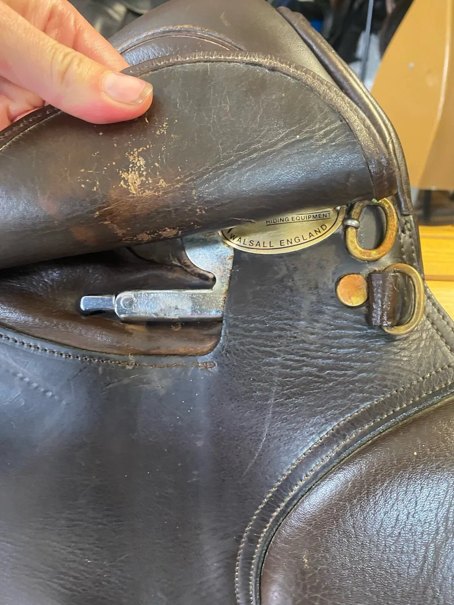GFS MEDIUM WIDE 17.5-18” Leather saddle - Image 3