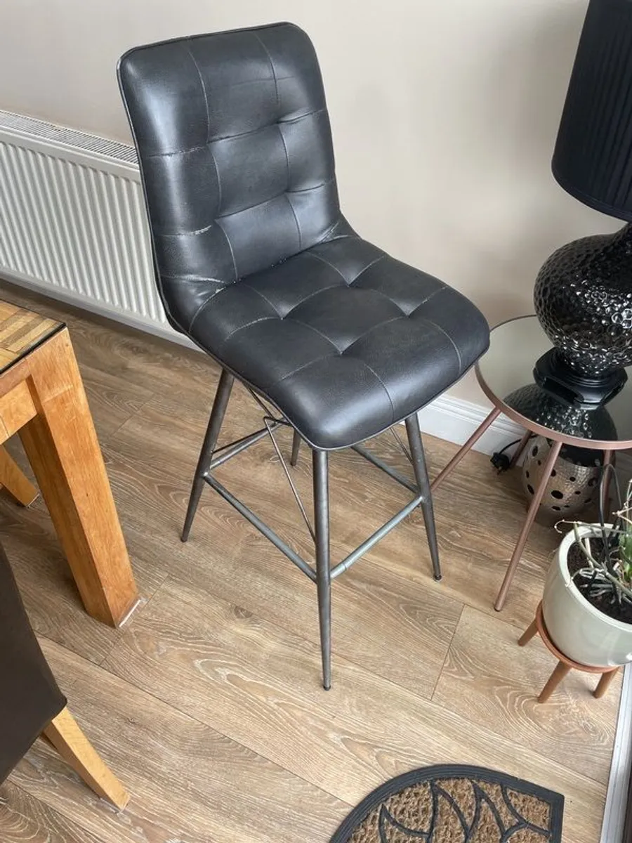 kitchen counter stools - Image 1