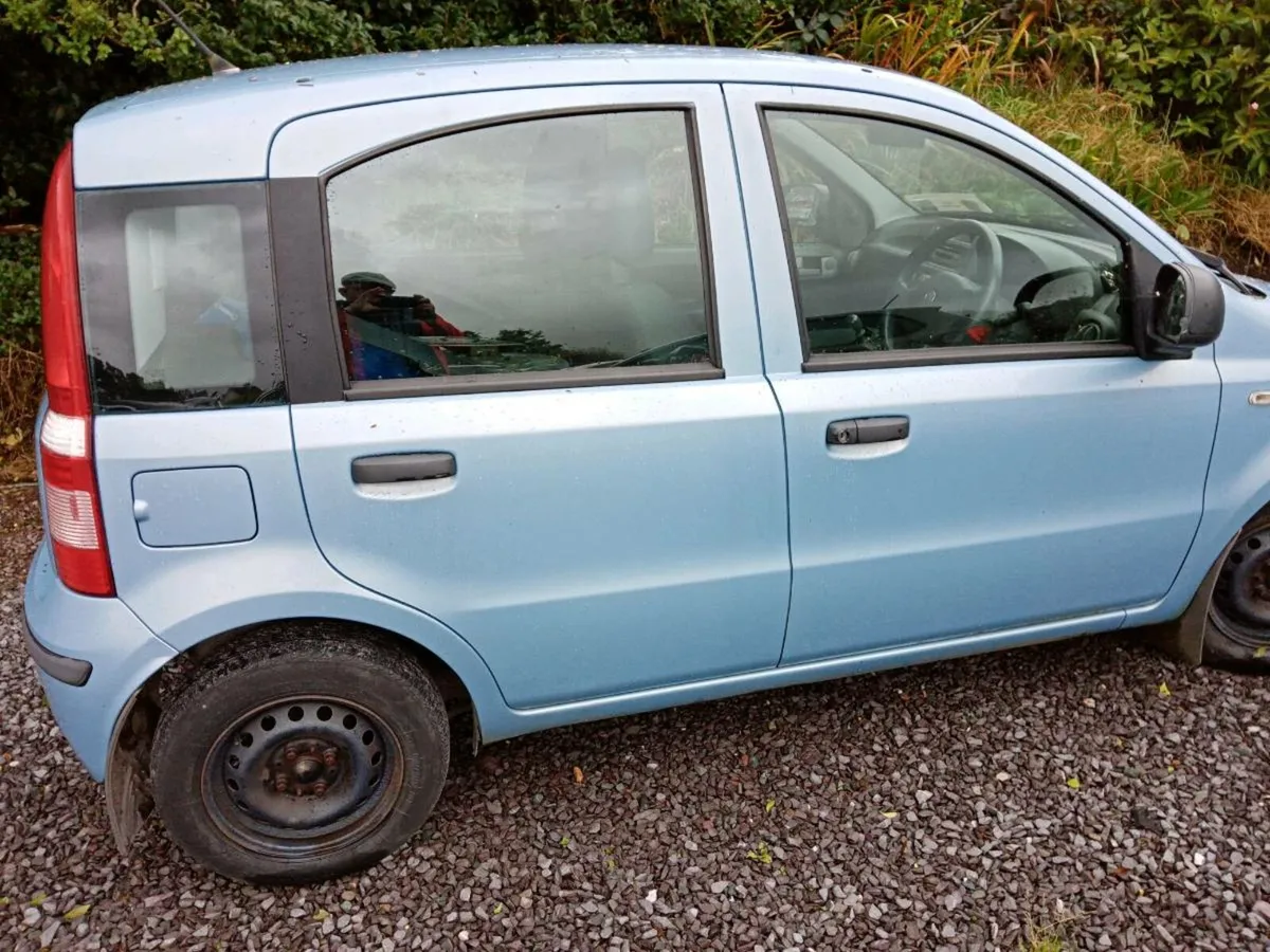 Car - Image 2