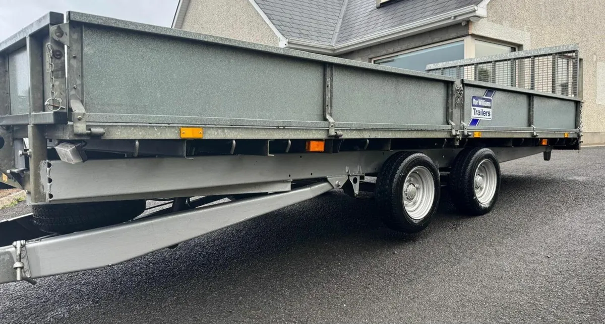 2018 Ifor Williams 18ft Tilt Bed Twin Axle - Image 2
